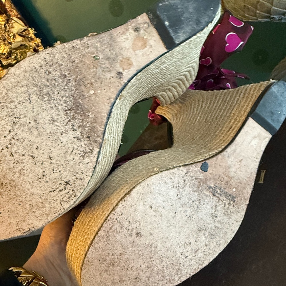 Gucci Espadrille Wedges Lightly Used - Picture 6 of 6
